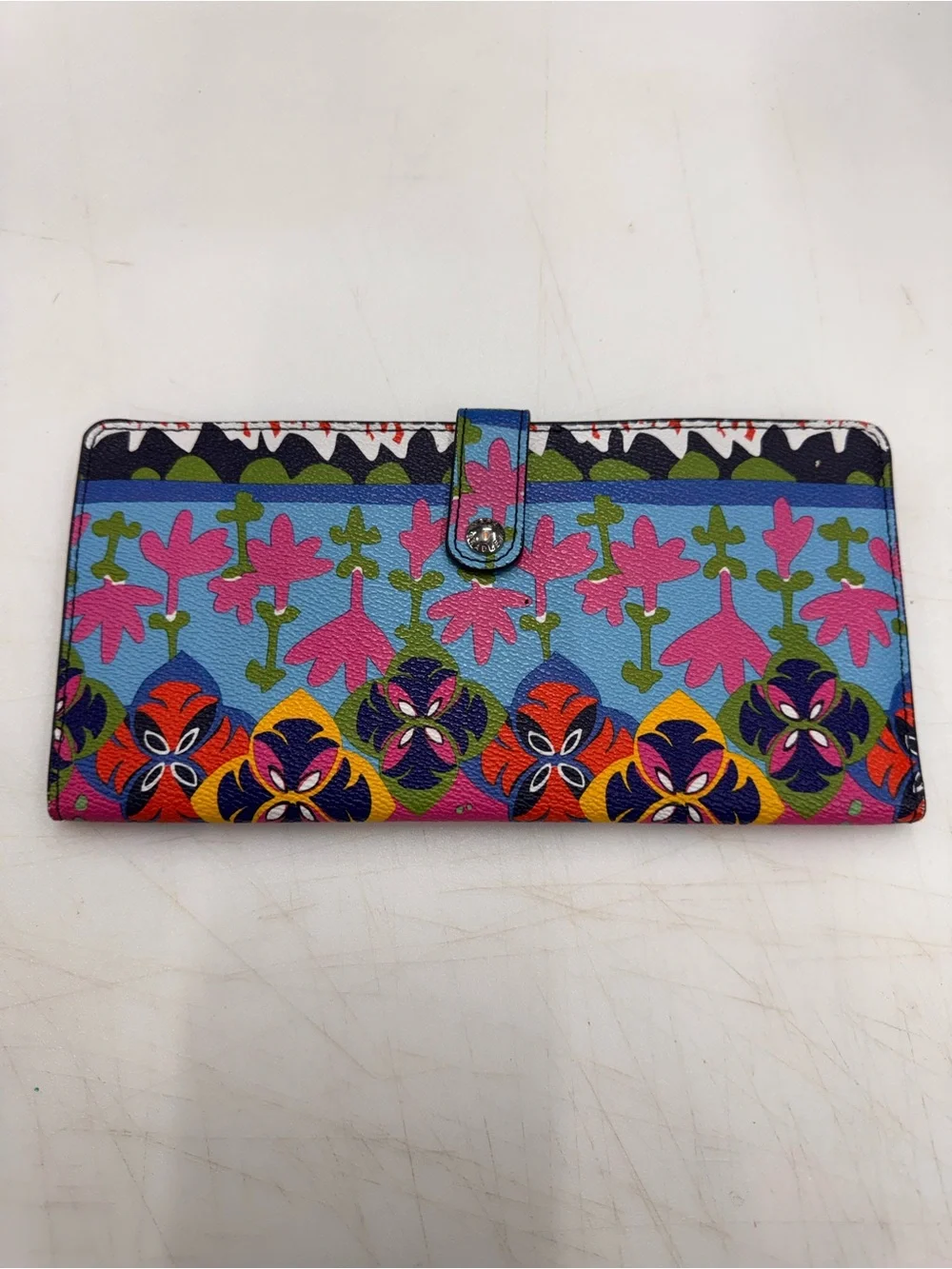 Vera Bradley Women's Pattern Play Rio Stripe Slim Wallet Clutch 4.5